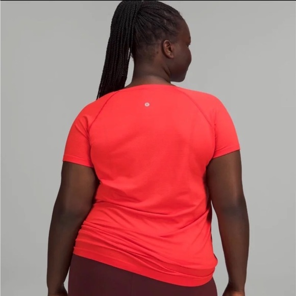 NEW Lululemon Swiftly Tech Short Sleeve *Racelength Top - Picture 3 of 6